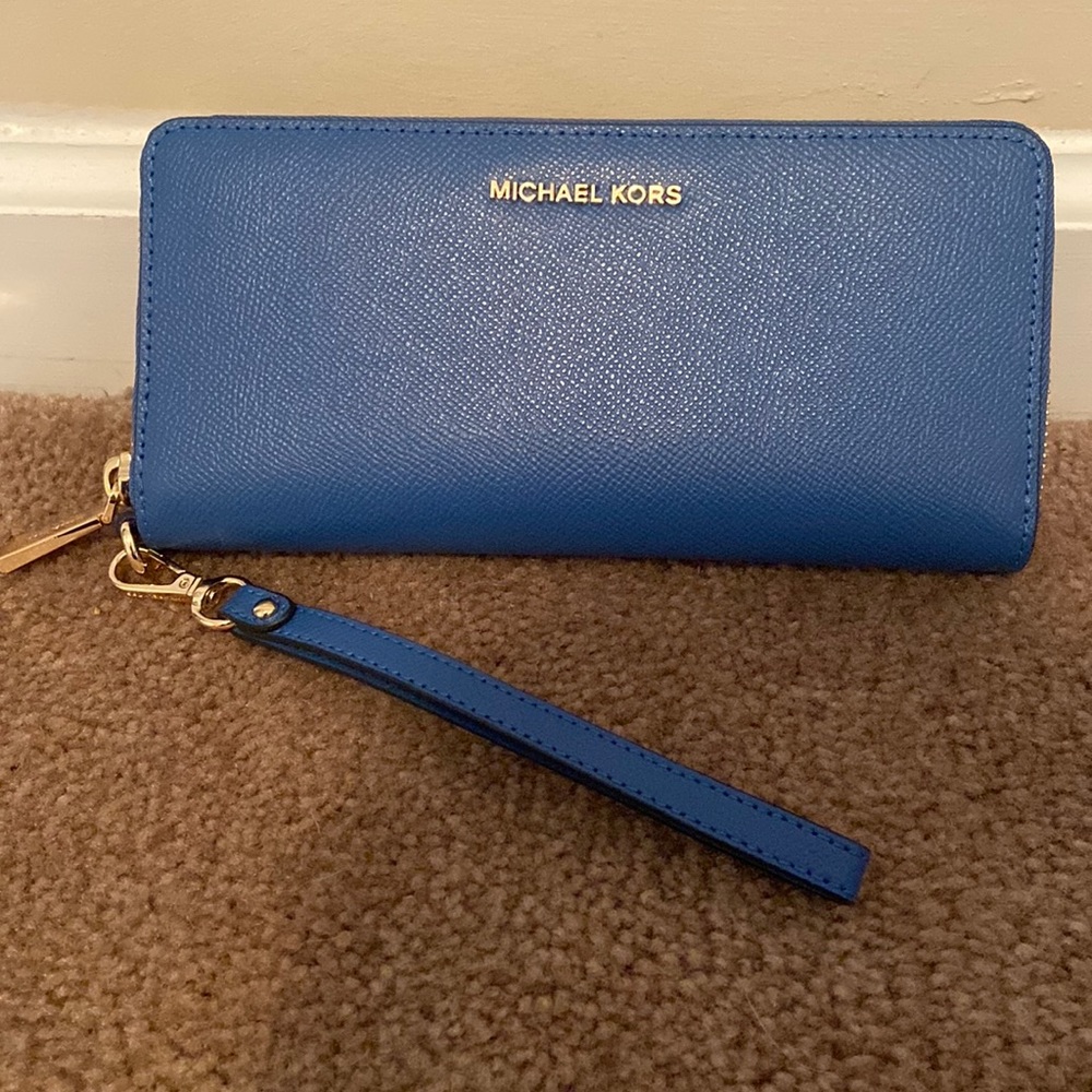 Michael Kors large saffiano leather continental wallet